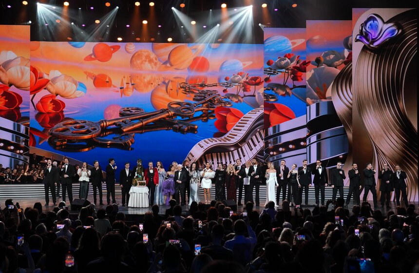 Юбилейный концерт к 100-летию композитора Александра Зацепина прошел в Кремлевском дворце 38 фото