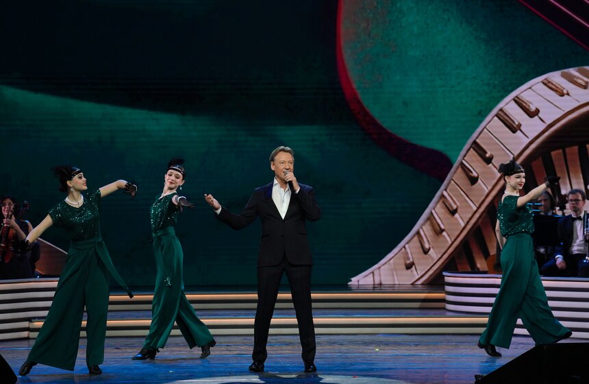 Юбилейный концерт к 100-летию композитора Александра Зацепина прошел в Кремлевском дворце 37 фото