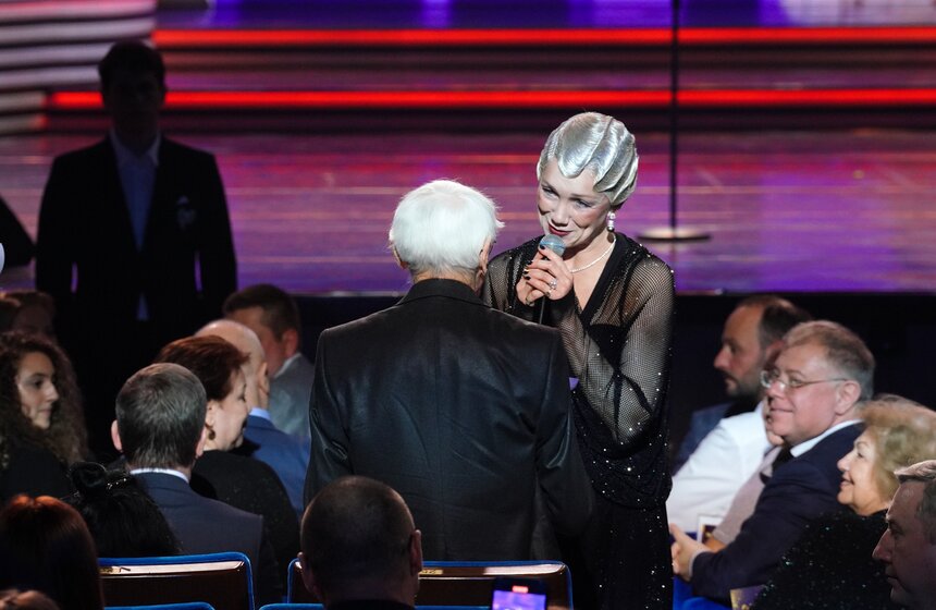 Юбилейный концерт к 100-летию композитора Александра Зацепина прошел в Кремлевском дворце 17 фото