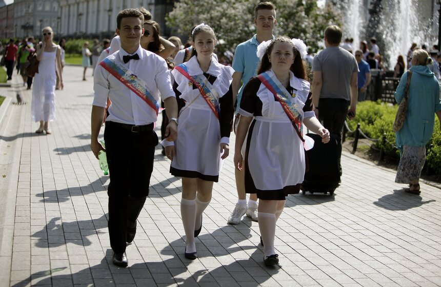 Московские школьники отметили "Последний звонок" 1 фото