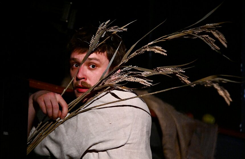 Премьера спектакля "Корова" состоялась в Театре на Таганке 8 фото