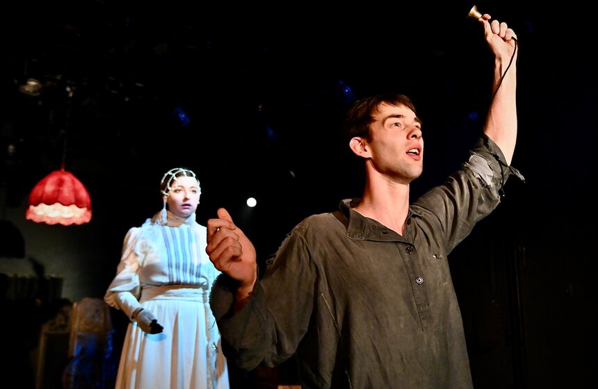 Премьера спектакля "Корова" состоялась в Театре на Таганке 22 фото