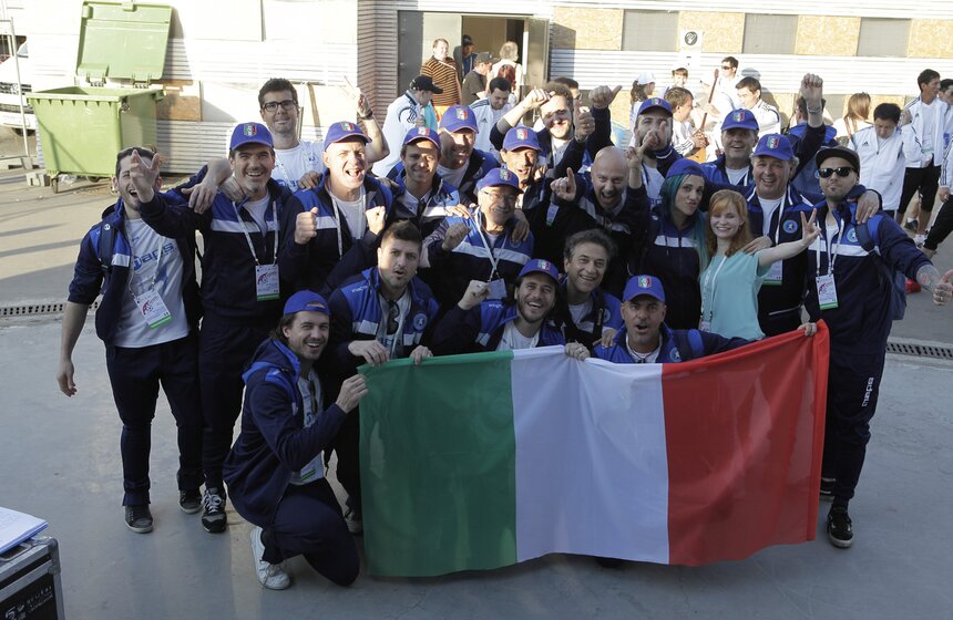 На стадионе "Локомотив" проходит фестиваль "Арт-футбол" 18 фото