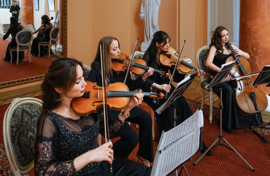 Симфоническое шоу "Векторы XX столетия" состоялось в театре "Геликон-опера" 2 фото