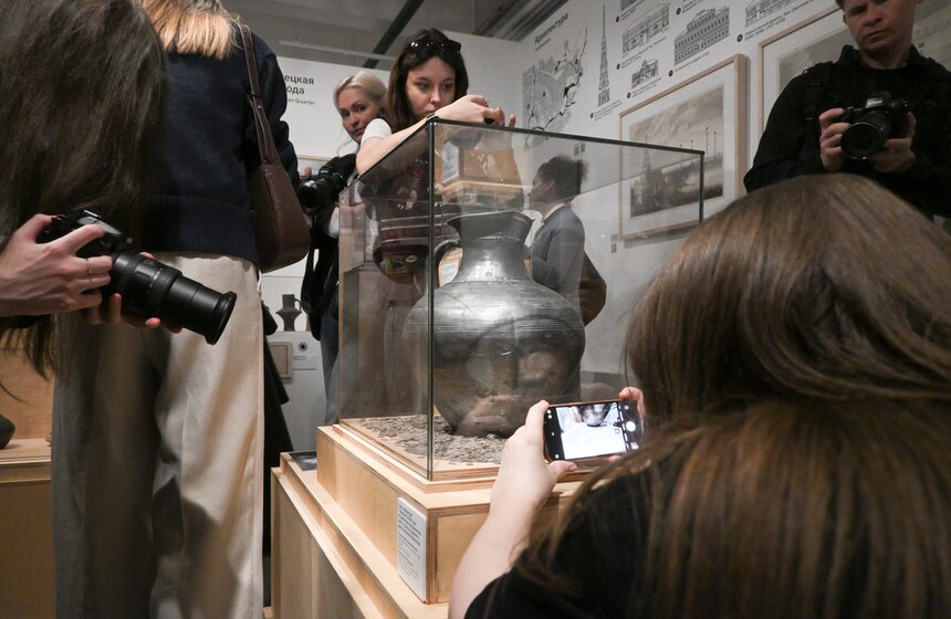 В Музее Москвы представили клад из 85 тыс старинных монет 3 фото