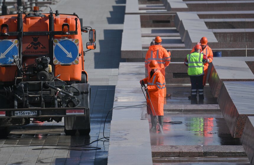Фонтанный комплекс на Поклонной горе начали готовить к новому сезону 20 фото