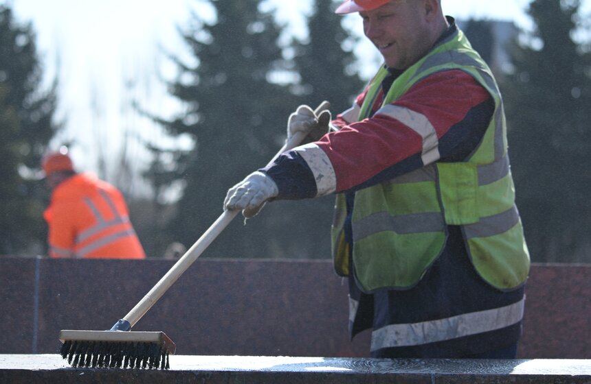 Фонтанный комплекс на Поклонной горе начали готовить к новому сезону 7 фото