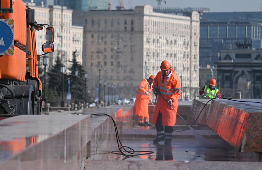 Фонтанный комплекс на Поклонной горе начали готовить к новому сезону 22 фото