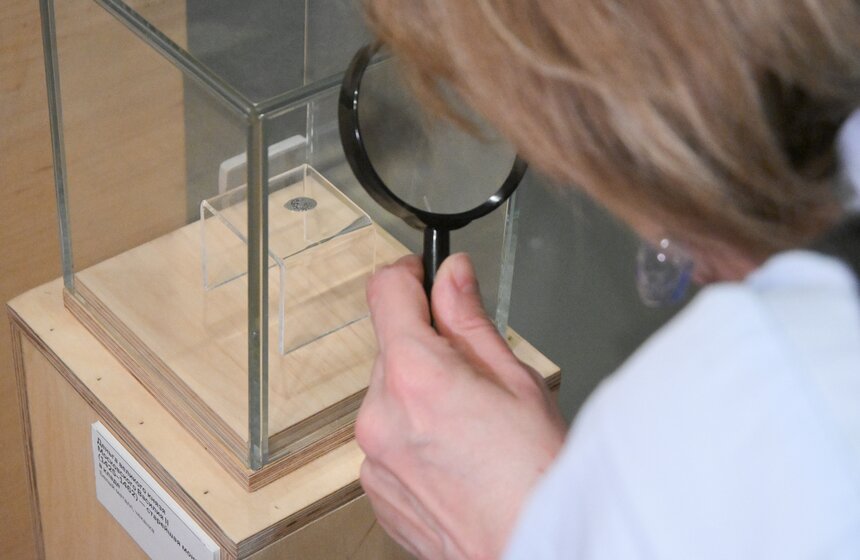 В Музее Москвы представили клад из 85 тыс старинных монет 8 фото