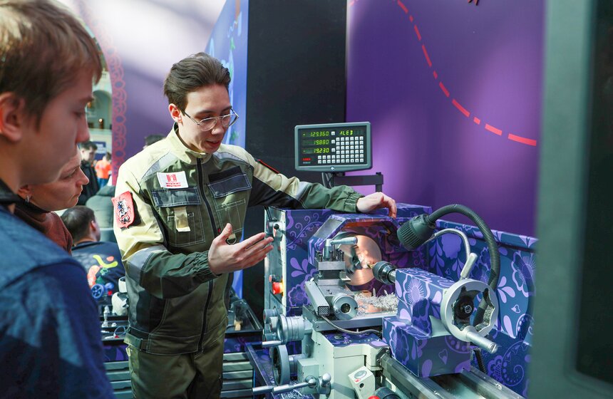 В Гостином Дворе прошел форум колледжей Москвы 7 фото