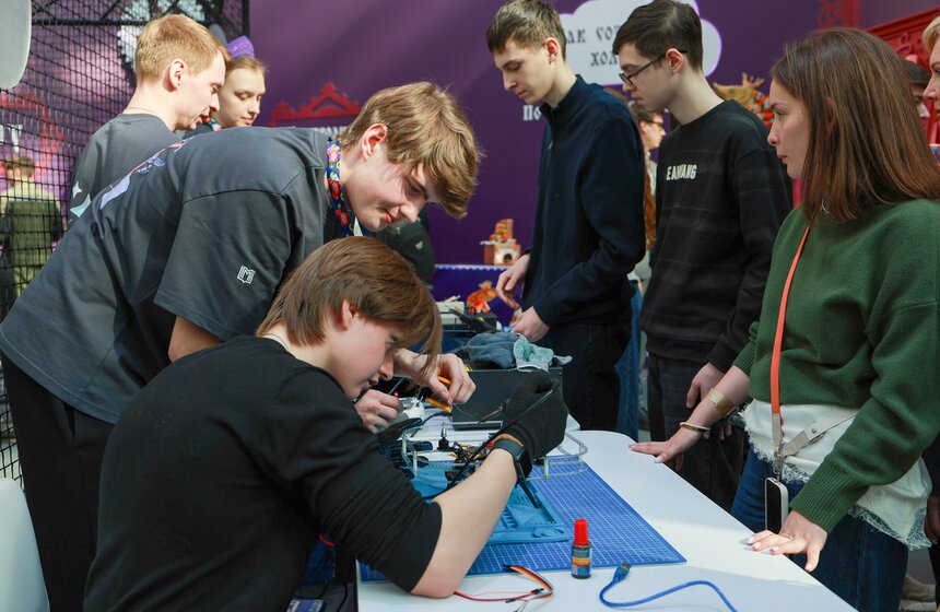 В Гостином Дворе прошел форум колледжей Москвы 6 фото