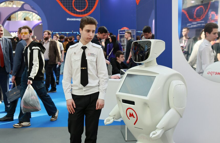 В Гостином Дворе прошел форум колледжей Москвы 9 фото