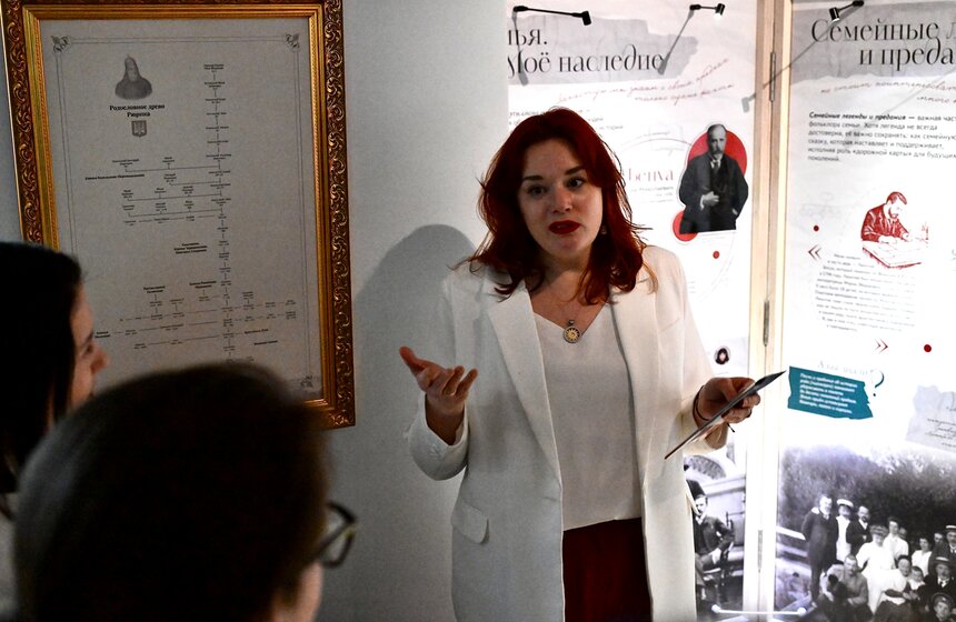 Культурно-просветительская выставка "Семья – мое наследие" начала работу в Музее Москвы 12 фото