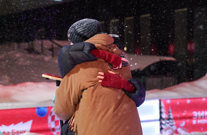 Телеканал Москва 24 принял участие в турнире в рамках "Недели керлинга" 27 фото