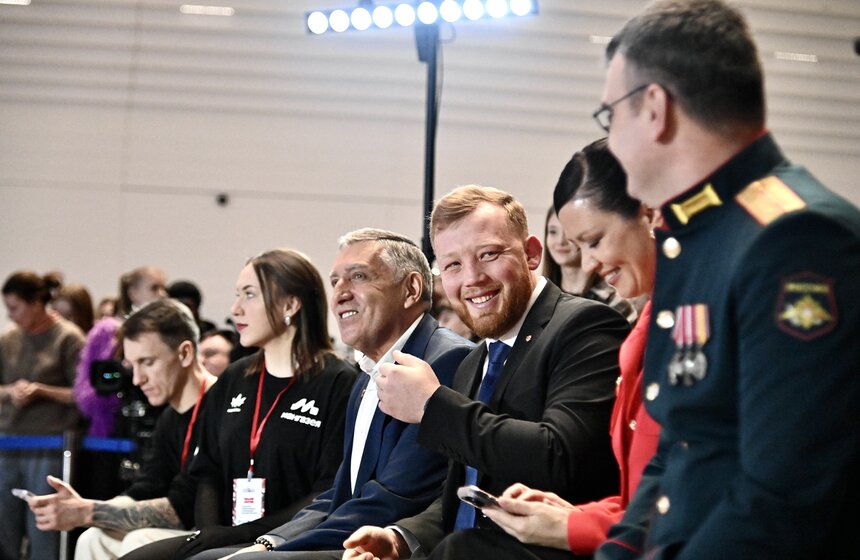 На ВДНХ прошли международные состязания по BMX-фристайлу 10 фото