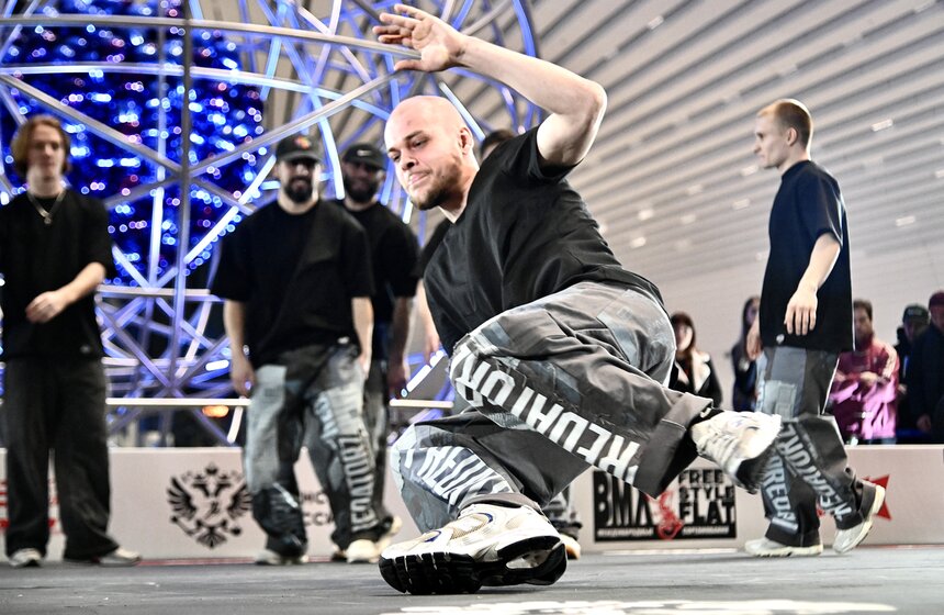 На ВДНХ прошли международные состязания по BMX-фристайлу 4 фото