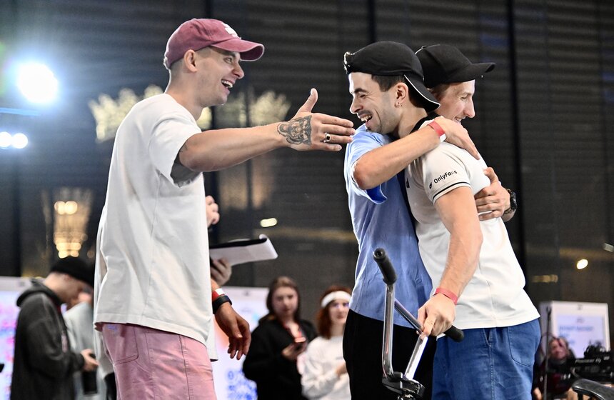 На ВДНХ прошли международные состязания по BMX-фристайлу 24 фото