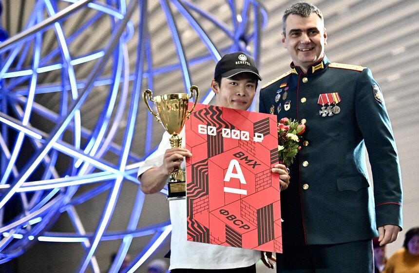 На ВДНХ прошли международные состязания по BMX-фристайлу 28 фото