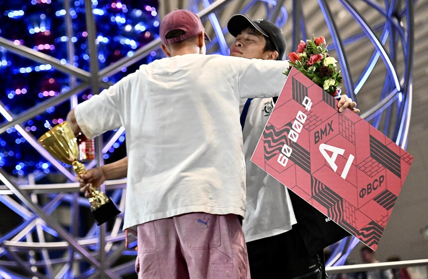 На ВДНХ прошли международные состязания по BMX-фристайлу 29 фото