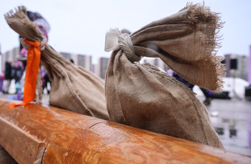 Масштабные гулянья прошли в последний день Масленицы в Москве 19 фото
