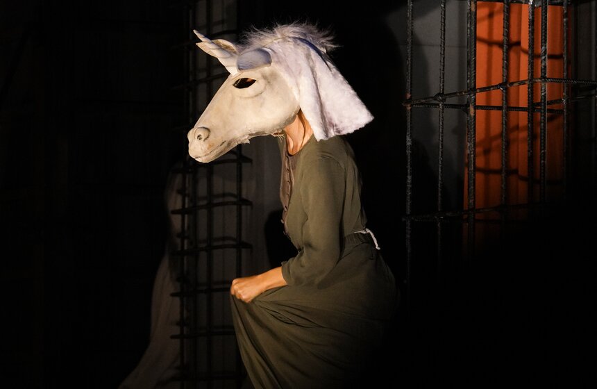 Премьера спектакля "Ромео и Джульетта" состоялась в Театре имени Вахтангова 12 фото