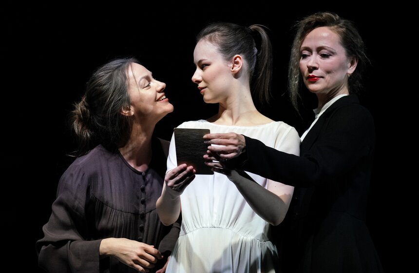 Премьера спектакля "Ромео и Джульетта" состоялась в Театре имени Вахтангова 6 фото