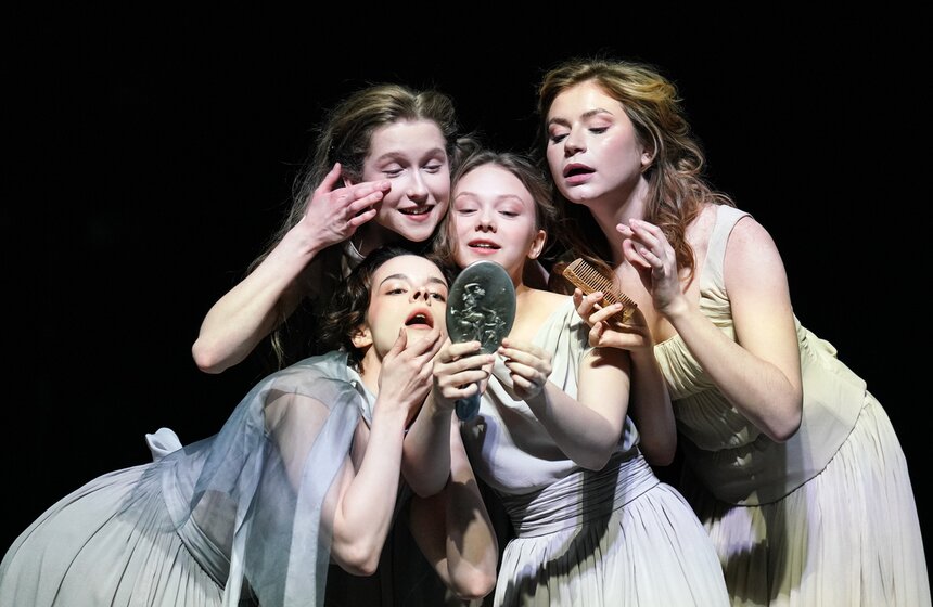 Премьера спектакля "Ромео и Джульетта" состоялась в Театре имени Вахтангова 8 фото