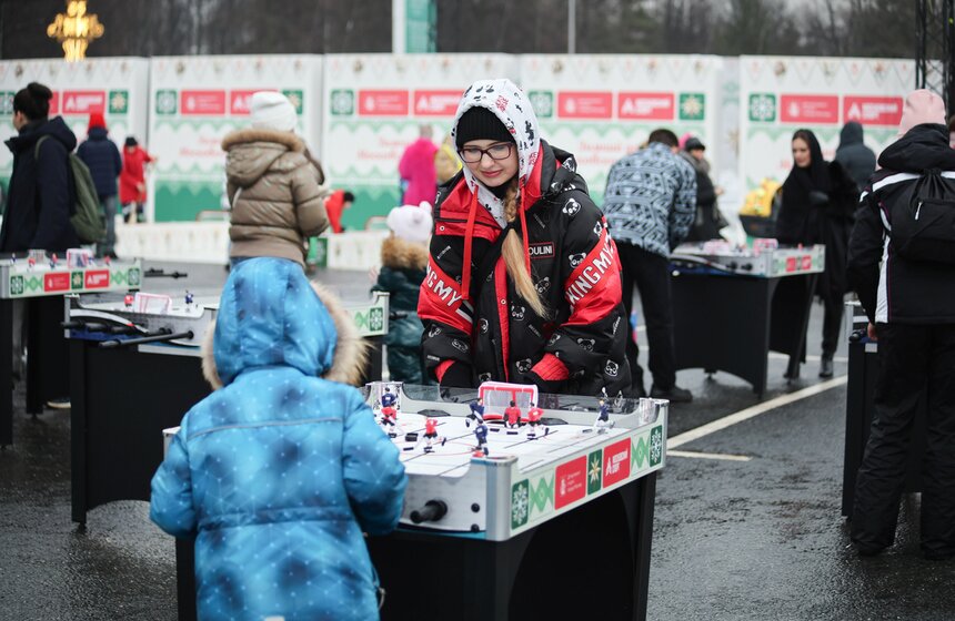 Праздник "Зимний день московского спорта" прошел в "Лужниках" 28 фото
