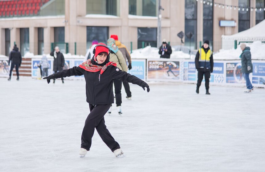 Праздник "Зимний день московского спорта" прошел в "Лужниках" 13 фото