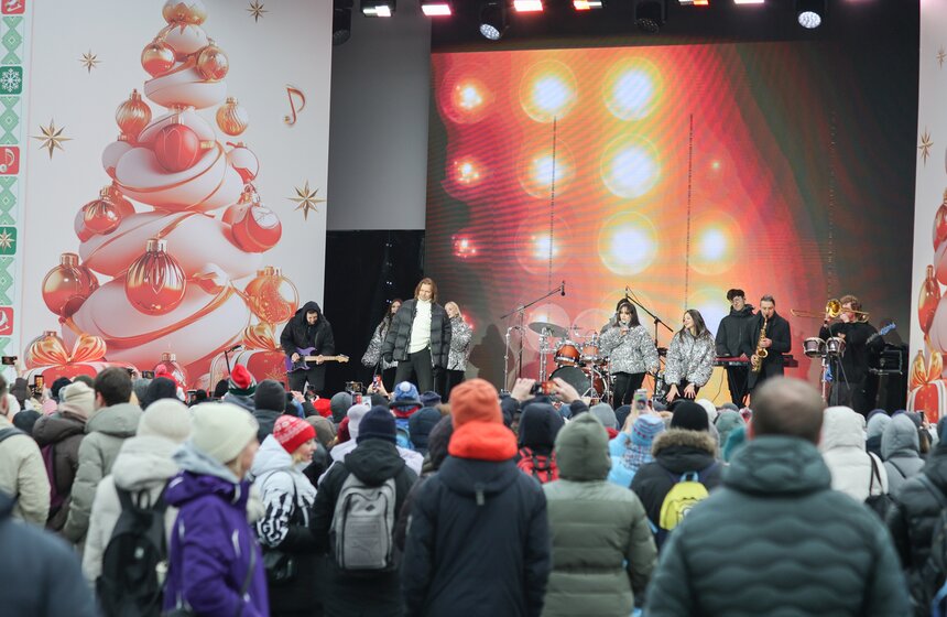 Праздник "Зимний день московского спорта" прошел в "Лужниках" 1 фото