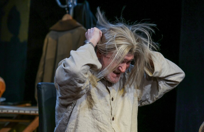 На сцене Театра имени Пушкина прошел пресс-показ спектакля "Лир во время чумы" 13 фото
