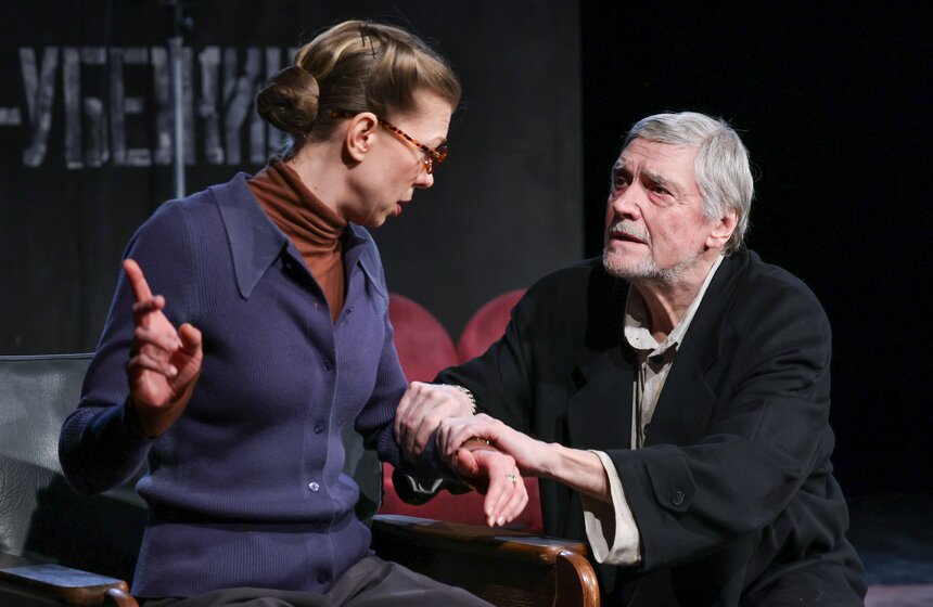 На сцене Театра имени Пушкина прошел пресс-показ спектакля "Лир во время чумы" 24 фото