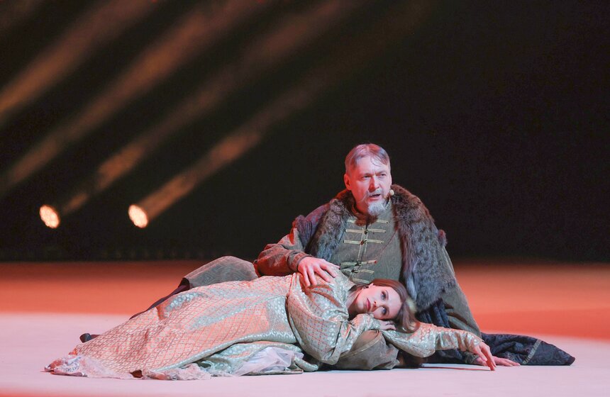 Гала-концерт "Сказ о доблести и чести" показали во Дворце Ирины Винер 20 фото