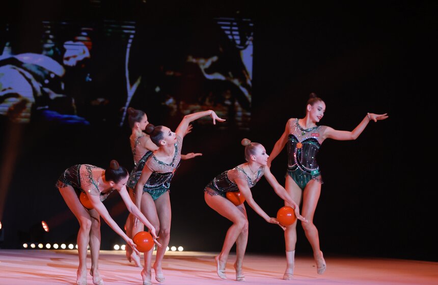 Гала-концерт "Сказ о доблести и чести" показали во Дворце Ирины Винер 27 фото