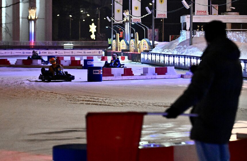 Гран-при Москвы по ледовому картингу прошел на катке ВДНХ 27 фото