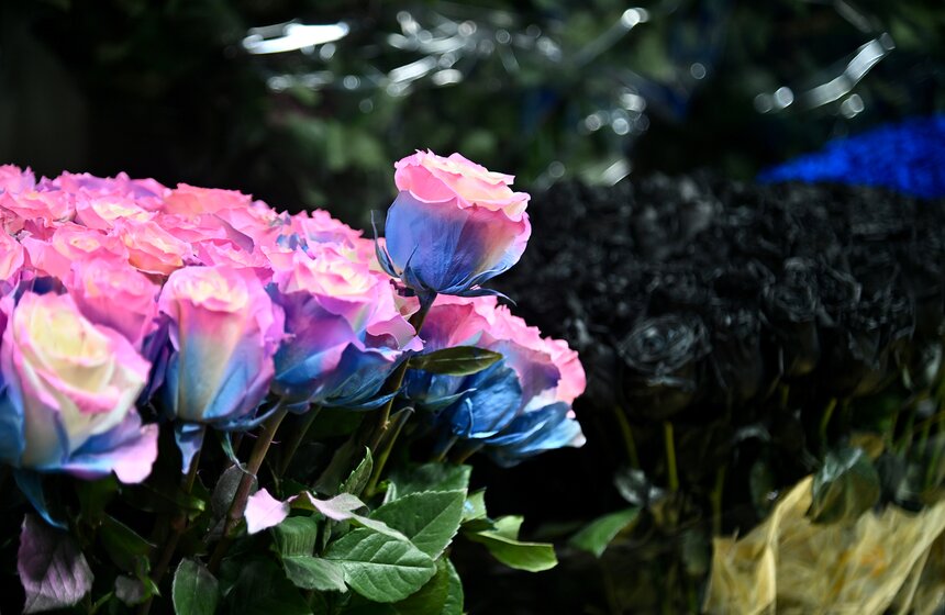 Цветочный ажиотаж охватил Рижский рынок в Москве 25 фото