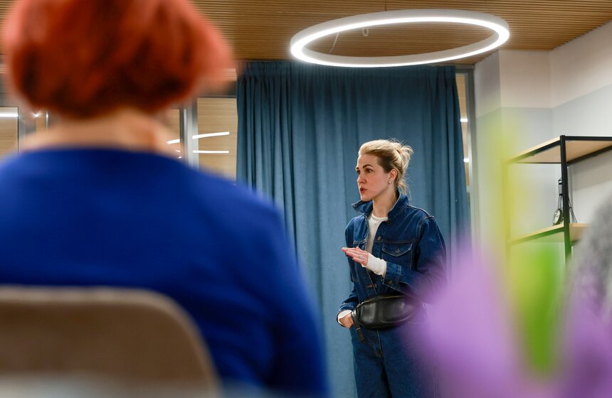 День красоты и стиля прошел в центрах "Московского долголетия" 14 фото