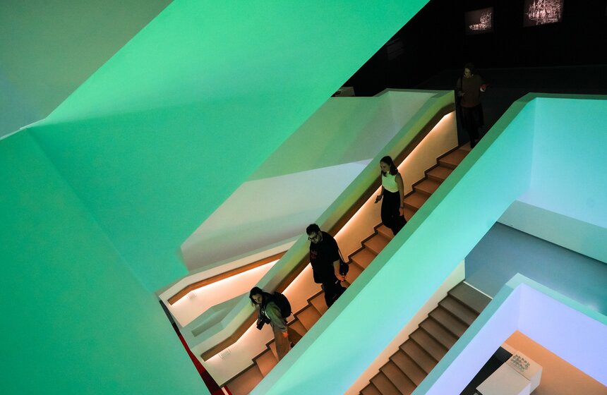 Вторая международная биеннале "Искусство будущего" открылась в Москве 3 фото