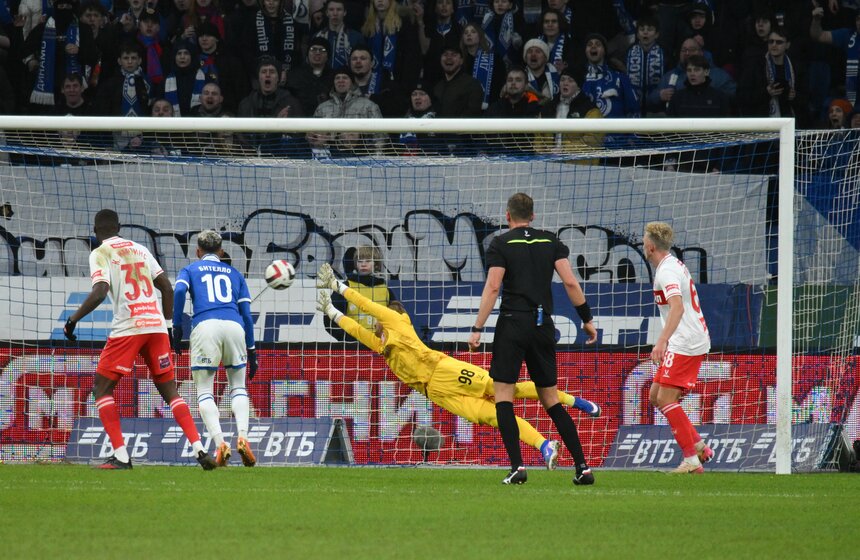 "Динамо" разгромило "Спартак" в матче Кубка России 24 фото