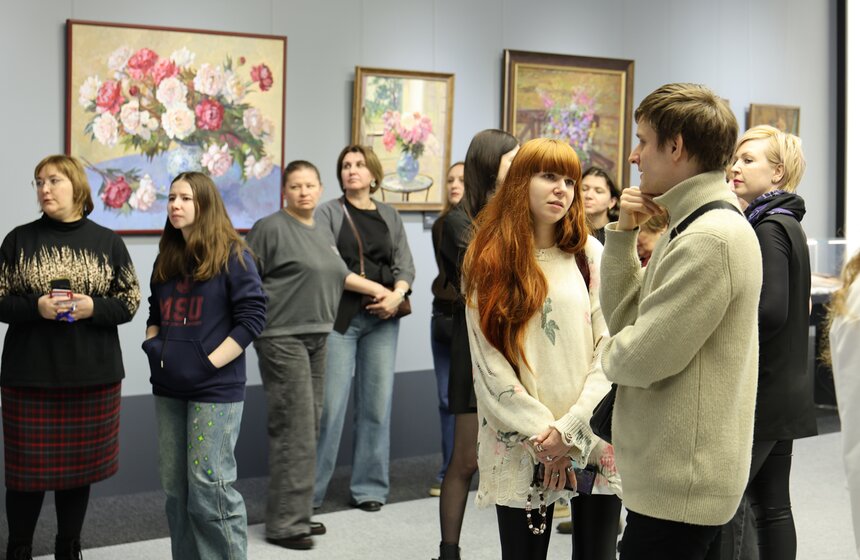 Выставка "Красота спасает мир" открылась в Музее Победы к 8 Марта 6 фото