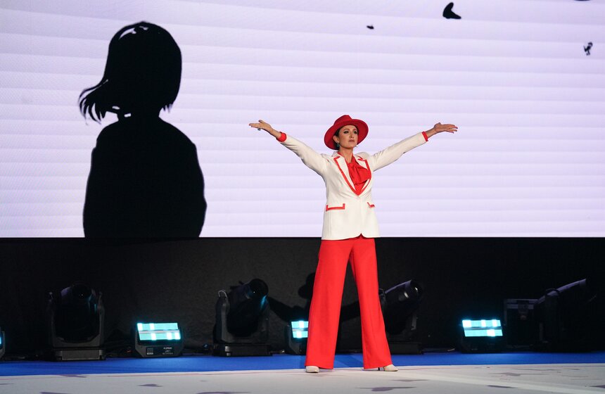 Премьера спектакля "Наваждение" состоялась во Дворце Ирины Винер 33 фото