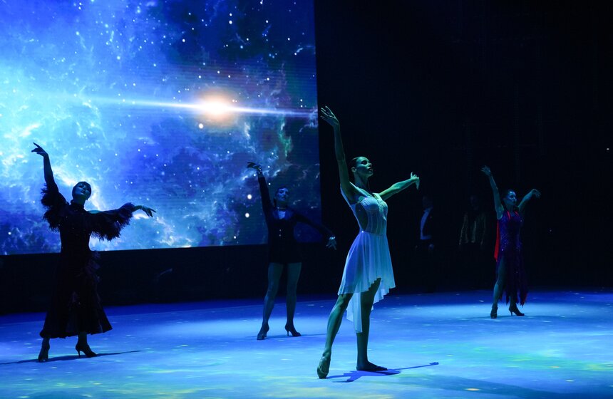 Премьера спектакля "Наваждение" состоялась во Дворце Ирины Винер 2 фото