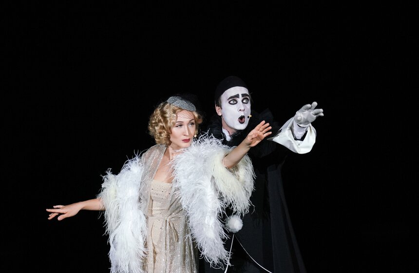 Премьера спектакля "Наваждение" состоялась во Дворце Ирины Винер 19 фото