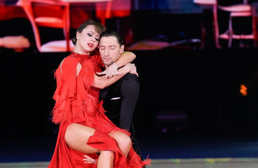 Премьера спектакля "Наваждение" состоялась во Дворце Ирины Винер 26 фото