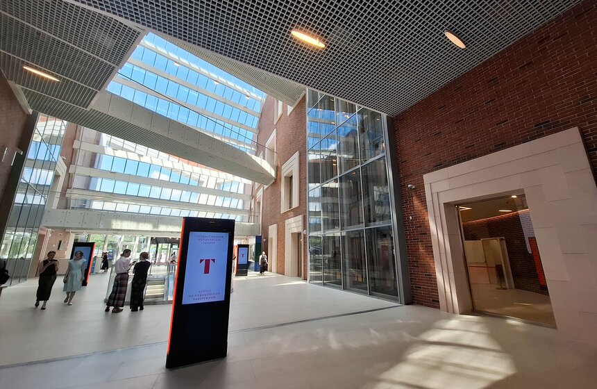 Новый корпус Третьяковской галереи открылся на Кадашевской набережной 17 фото