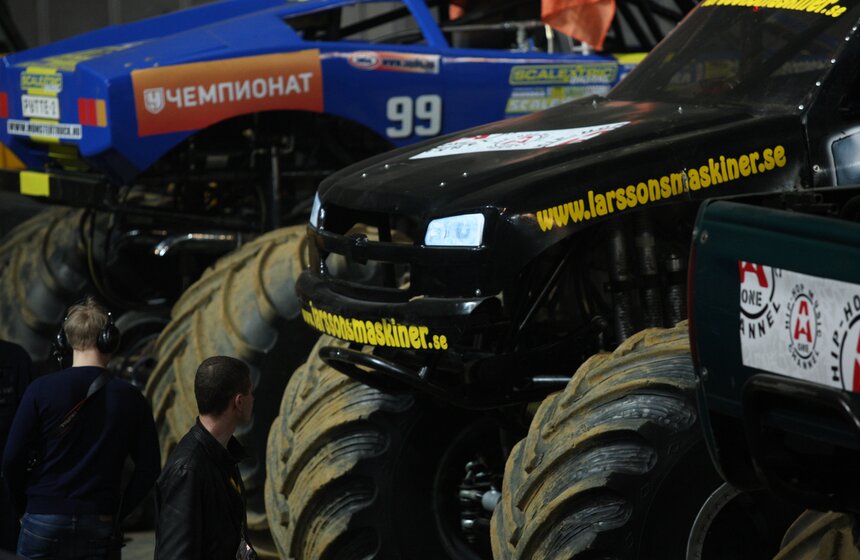 В спорткомплексе "Олимпийский" прошло шоу Monster Mania 21 фото