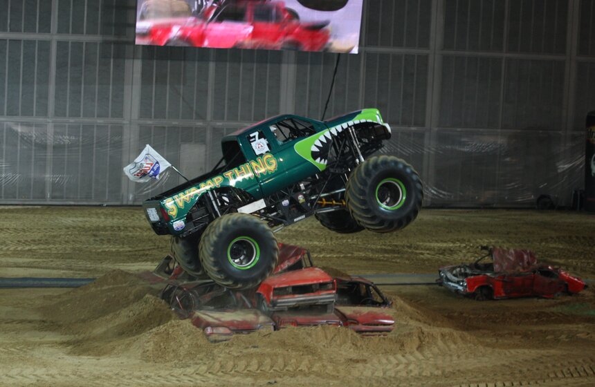 В спорткомплексе "Олимпийский" прошло шоу Monster Mania 2 фото