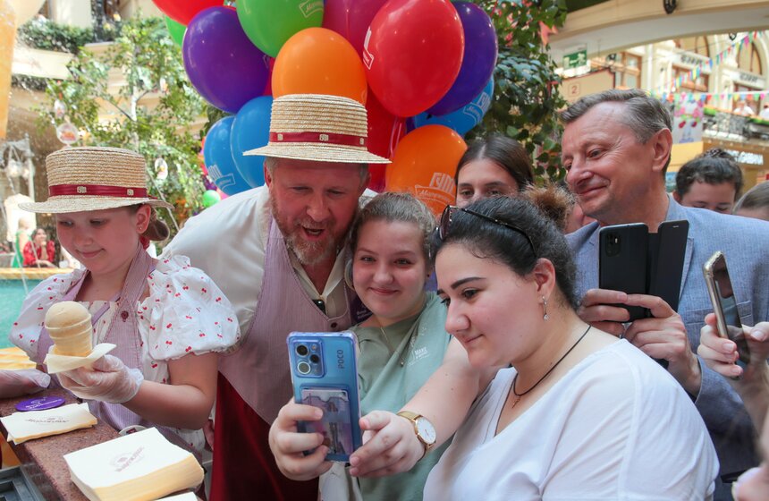 День мороженого провели в ГУМе 11 фото