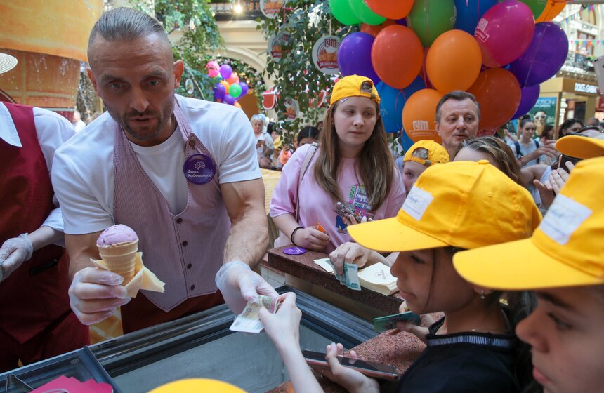 День мороженого провели в ГУМе 6 фото