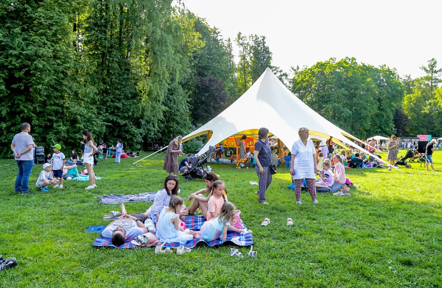 Инклюзивный пикник состоялся в музее-заповеднике "Царицыно" 13 фото